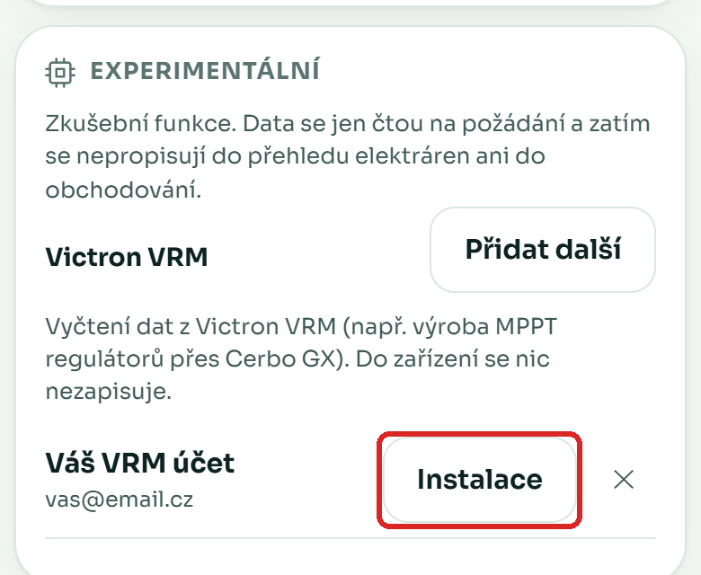 Sekce Victron VRM s tlačítkem Instalace